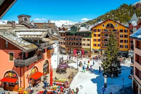 Arc 1950, village piéton au cœur des Alpes