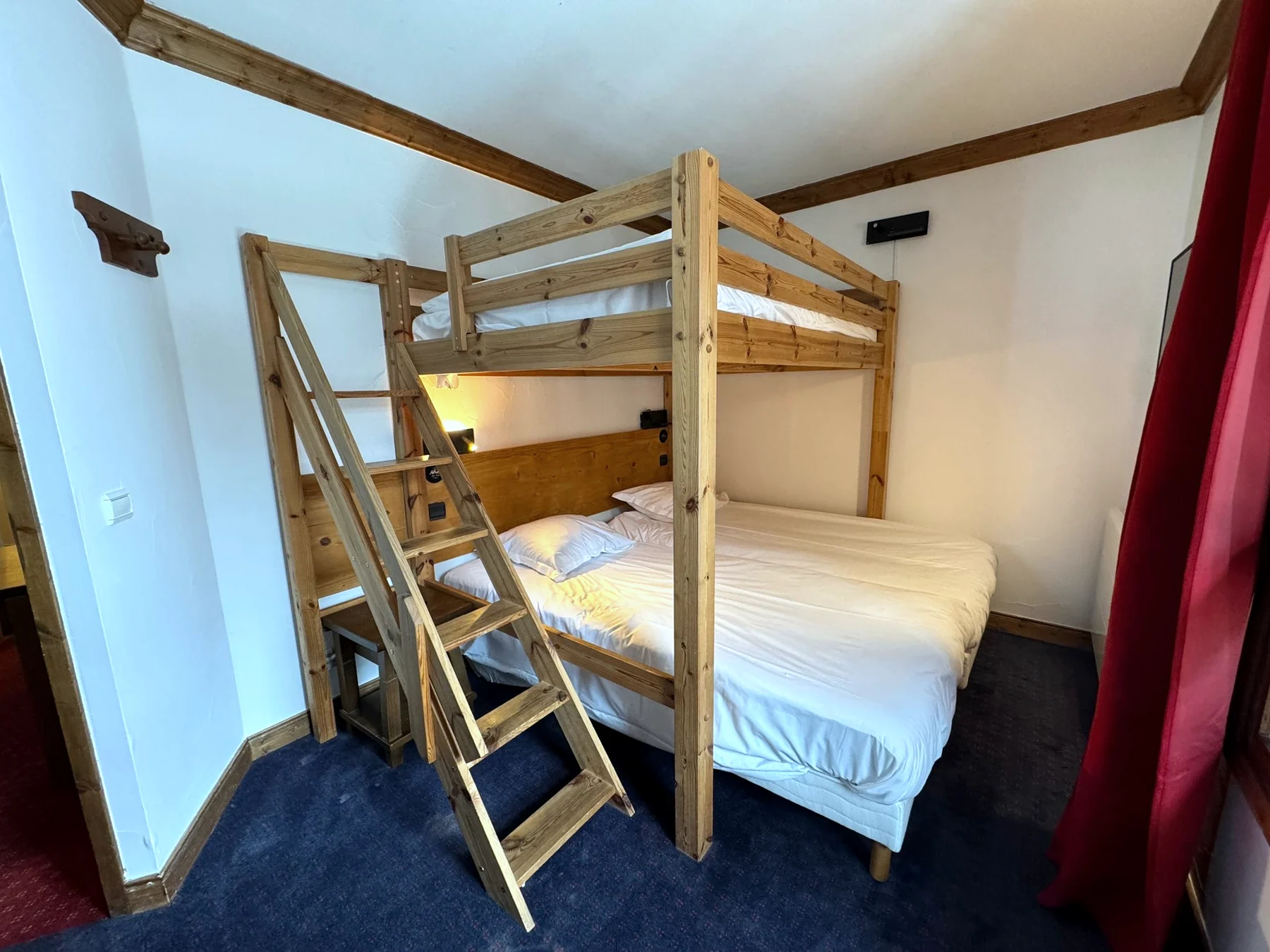 Chambre familiale de l’appartement n°3069 à Arc 1950